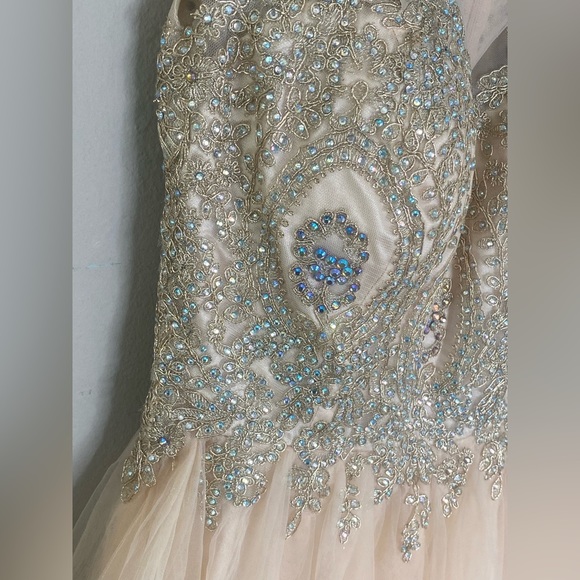 Cinderella Divine Women’s Formal Event Short Party Prom Homecoming Dress Size 6 - Picture 8 of 16